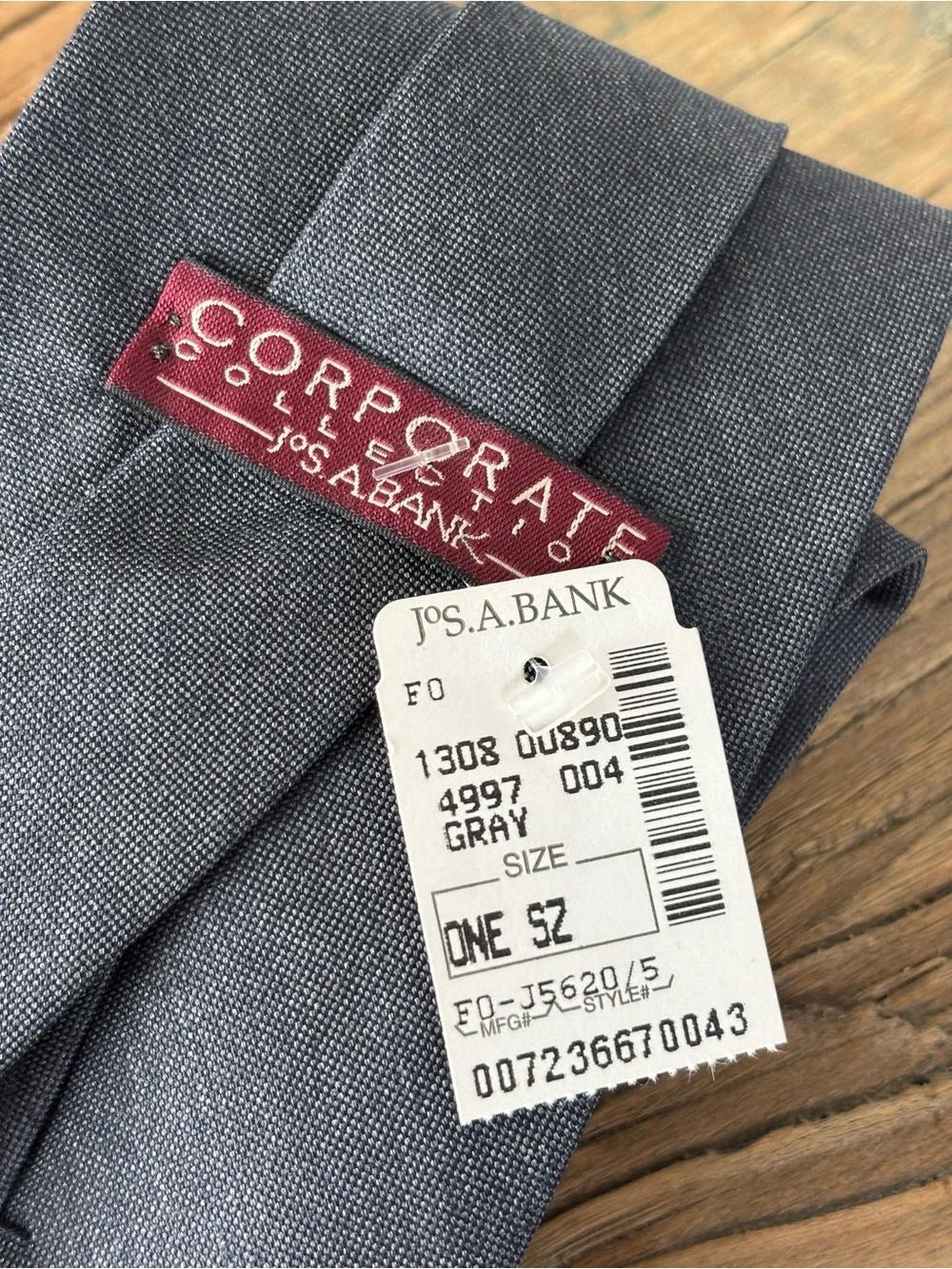 Jos. A. Bank Men's Charcoal Gray Corporate Collection Silk Tie NEW